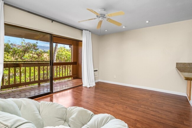 Building Photo - Maui Lani Terraces Studio, Great Mountain View!