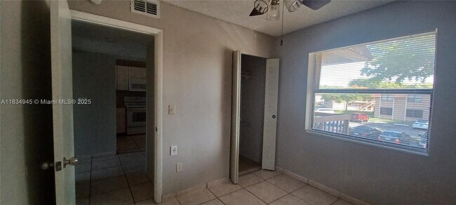 Building Photo - 14871 SW 104th St
