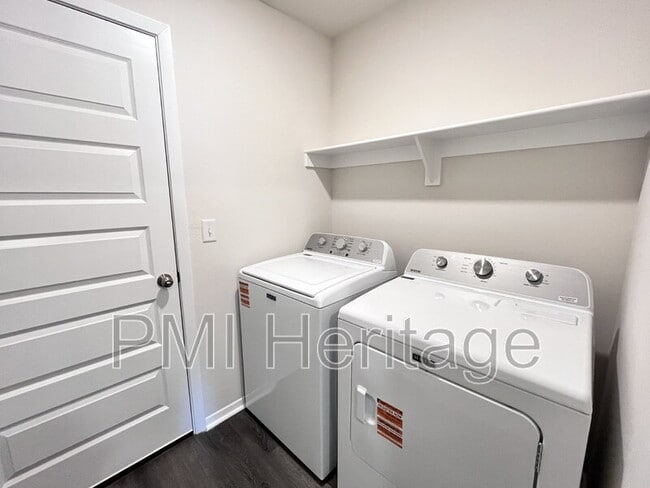 Building Photo - 2721 Elliott St