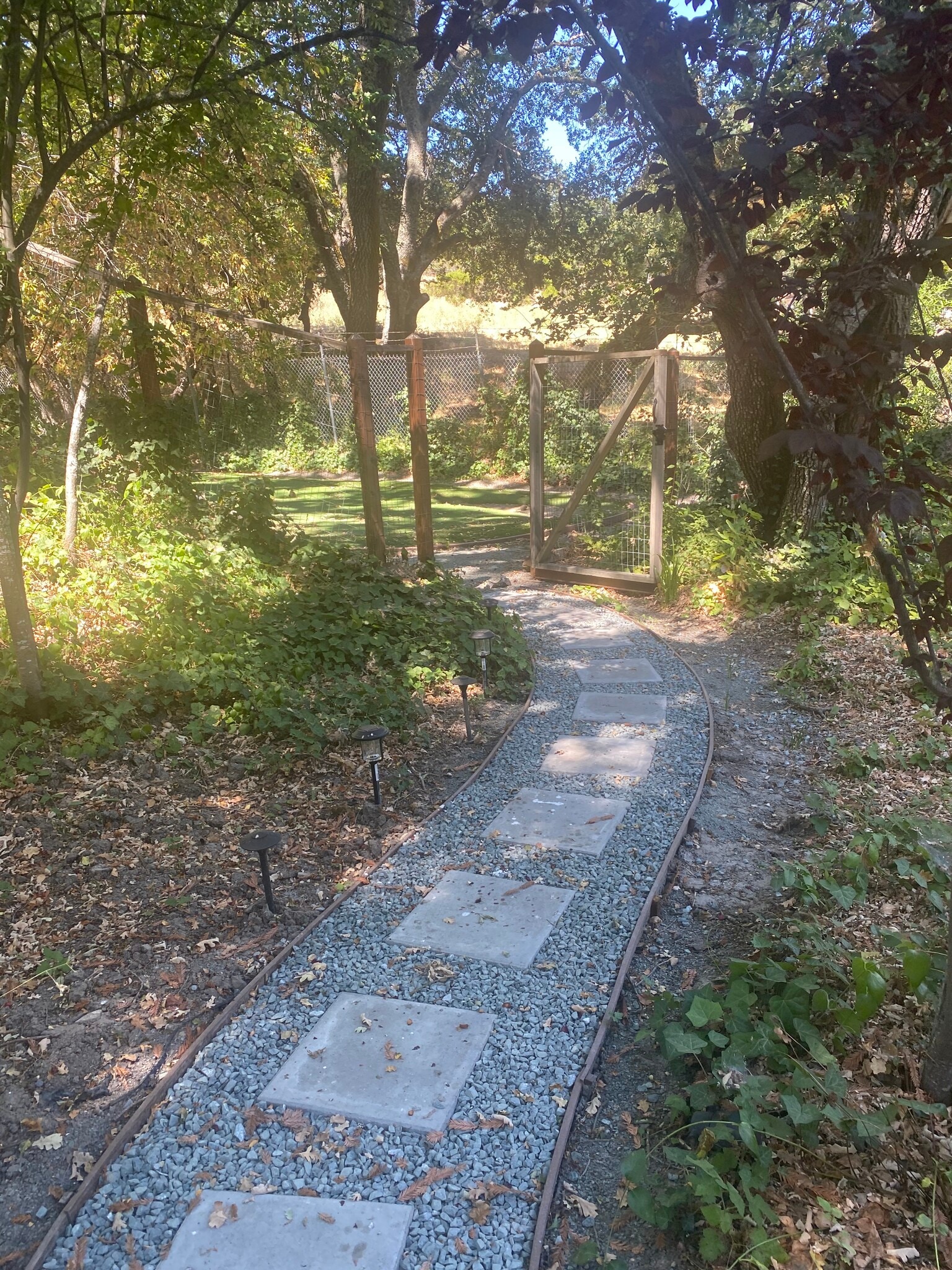 Building Photo - 184 Moraga Way