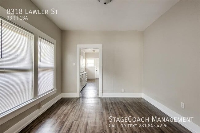 Building Photo - 8318 Lawler St