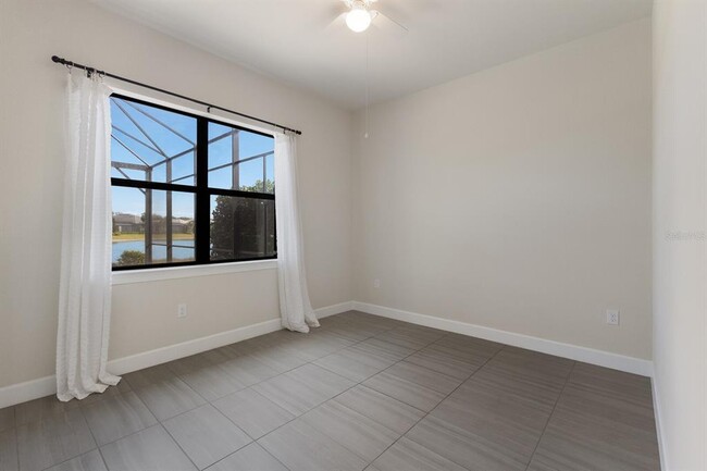 Building Photo - 712 Sigsbee Loop