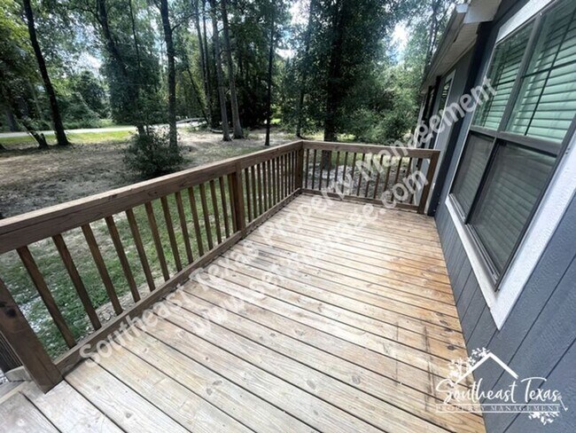 Building Photo - 4740 Ariola Ln