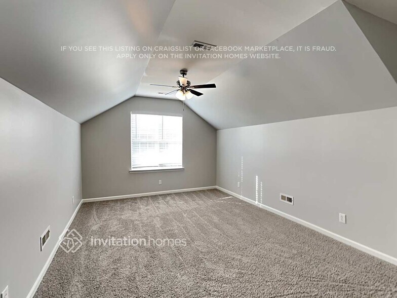 Building Photo - 1149 Woodwinds Dr