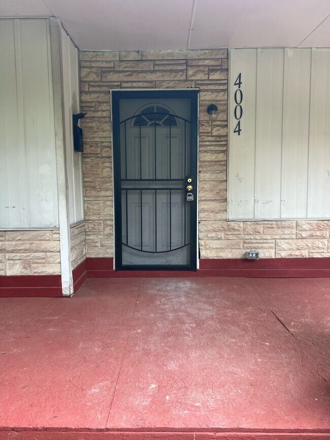 Building Photo - Historic Home In Chattanooga