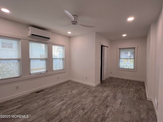 Building Photo - 202 McCabe Ave