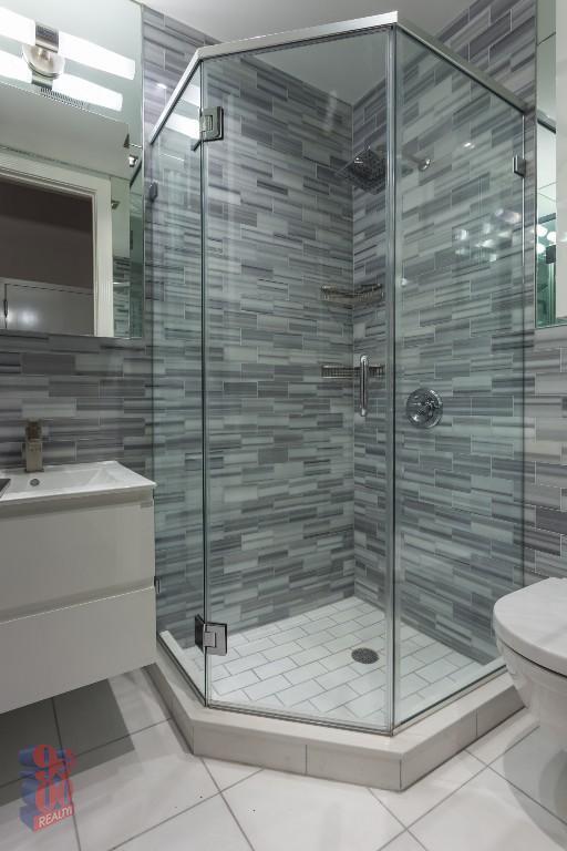 Building Photo - 221 Mott St