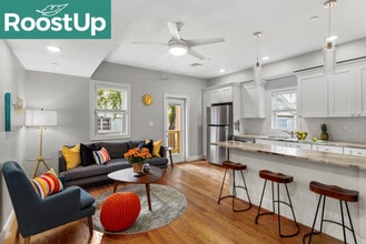Building Photo - Furnished Bedroom with Private Bath in East Boston