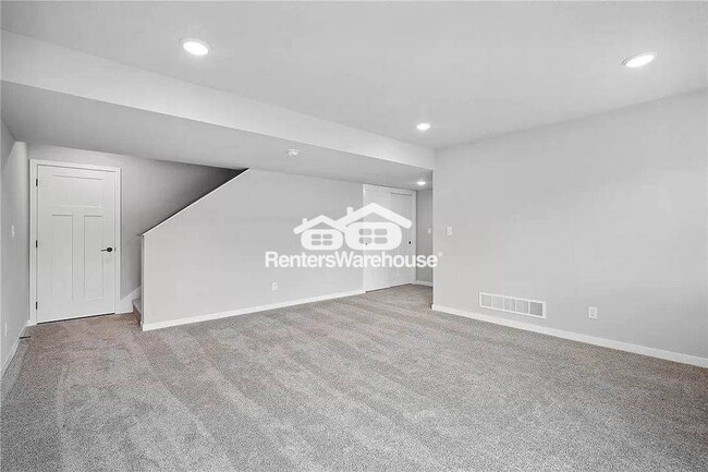 Building Photo - 36 Keeneland Ct.