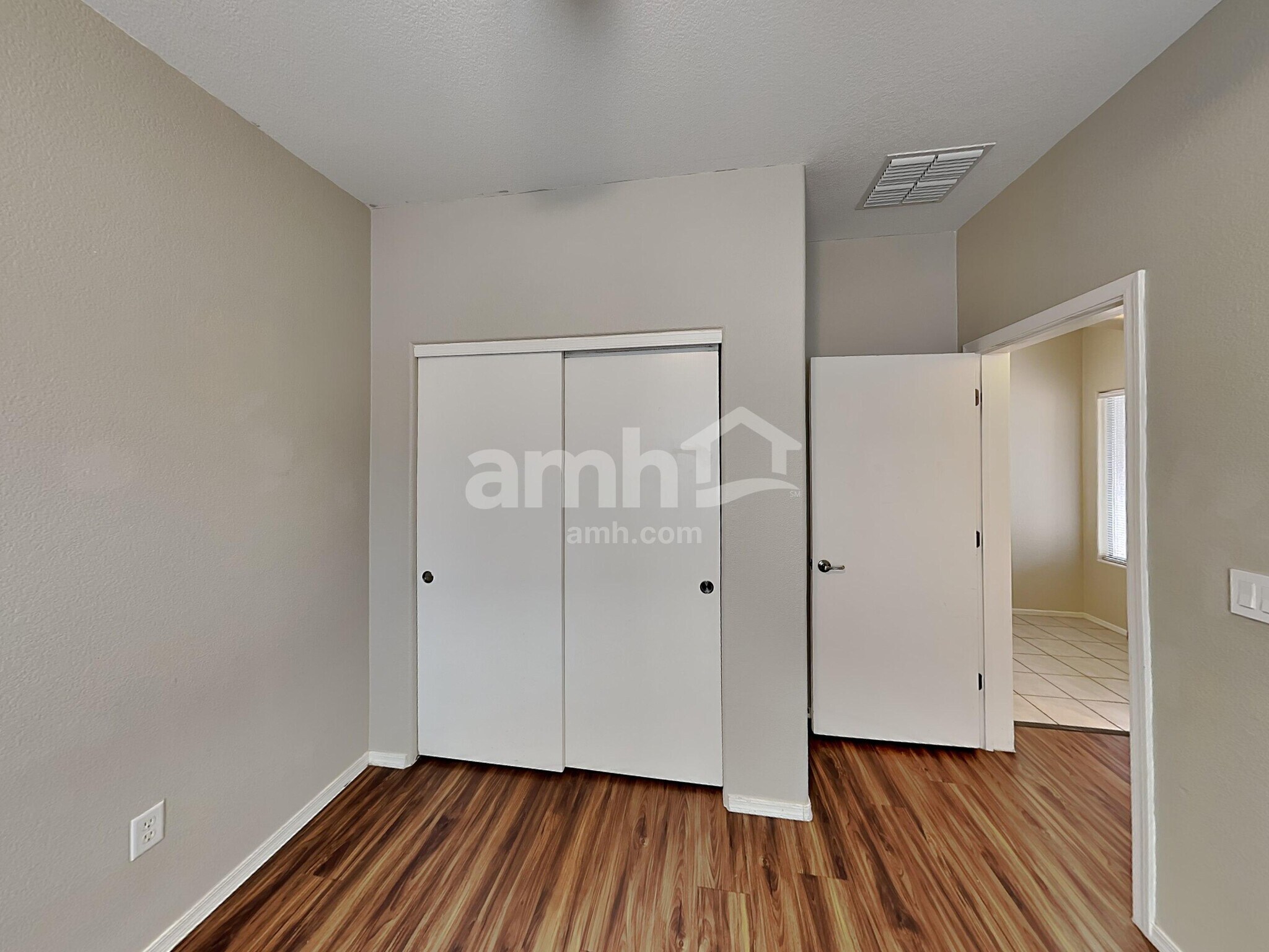 Building Photo - 3621 W Avenida Vera Cruz