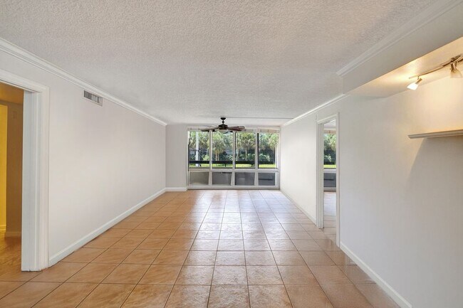 Building Photo - 1401 S Federal Hwy