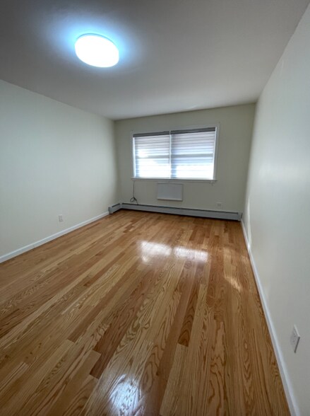 Building Photo - 43-22 213th St