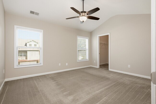 Building Photo - 1813 Willow Branch Ln