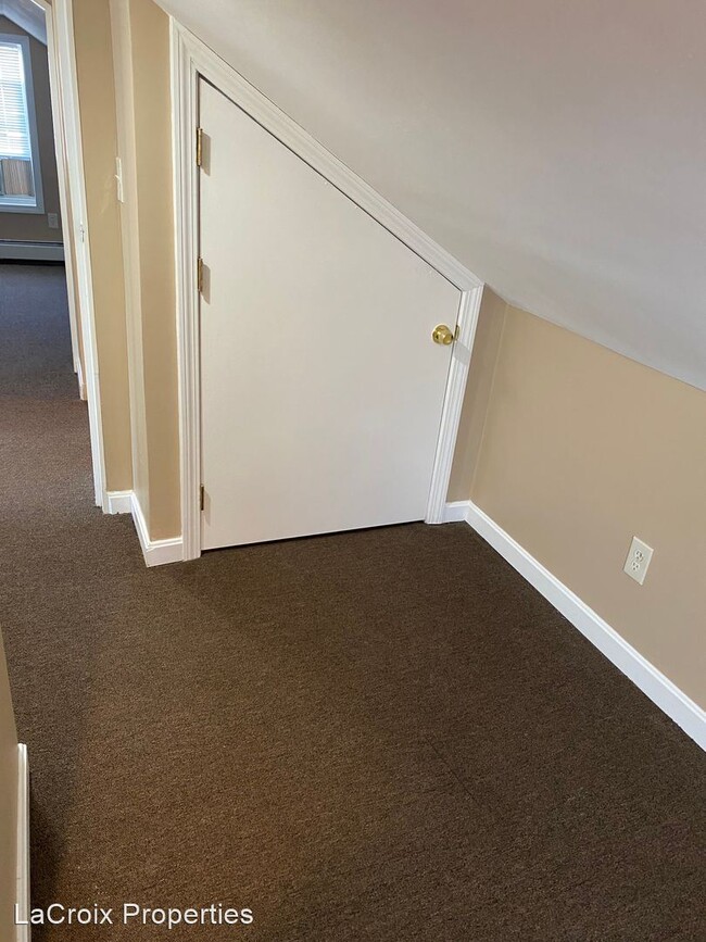 Building Photo - 4 br, 2 bath House - 50 Carder Road