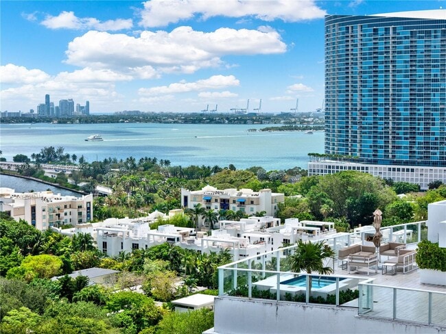 Building Photo - 4250 Biscayne Blvd