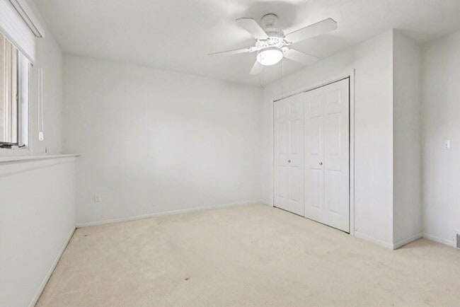 Building Photo - 4319 Valley Hollow Dr NE