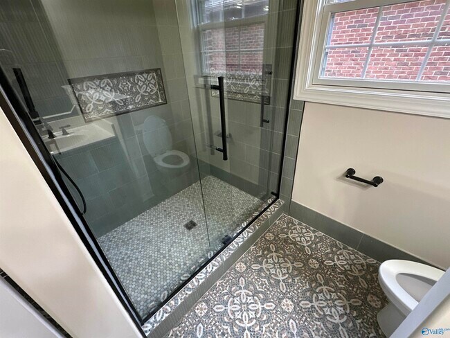 Building Photo - 6 Walnut Cove Blvd SW