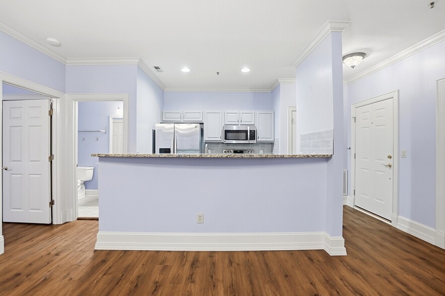 Building Photo - 1117 Park West Dr