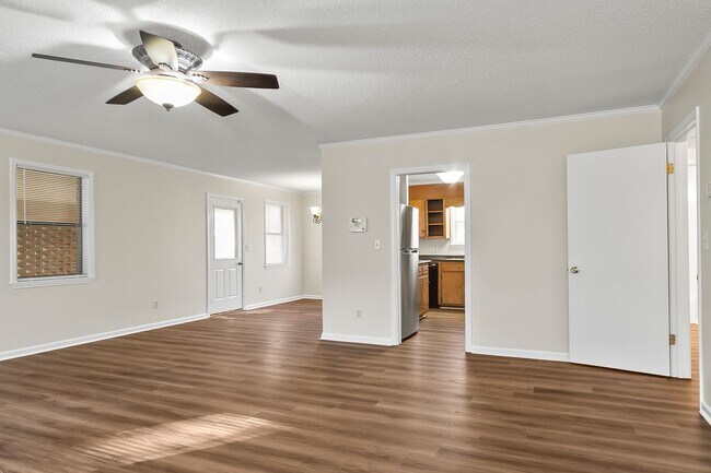 Building Photo - 12378 Patton Pl Spur
