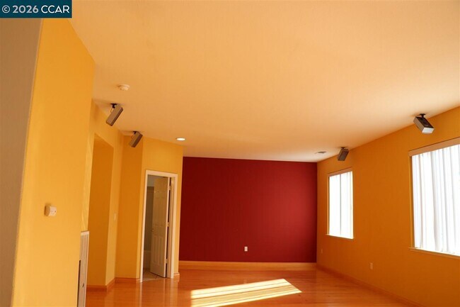 Building Photo - 4037 Coleman Cir