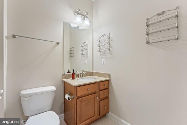 Building Photo - 42524 Rowderbury Square