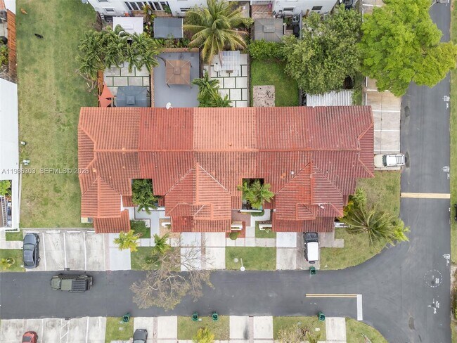 Building Photo - 20975 SW 84th Ave