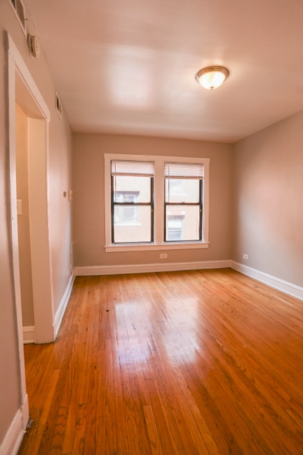 Building Photo - 2625 N Spaulding Ave