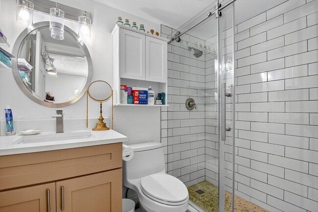 Building Photo - 3050 Presidential Way