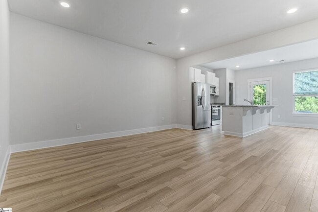 Building Photo - 1031 Millison Pl