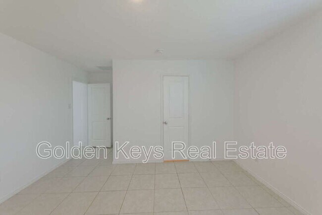 Building Photo - 2629 Turtle Dove Dr