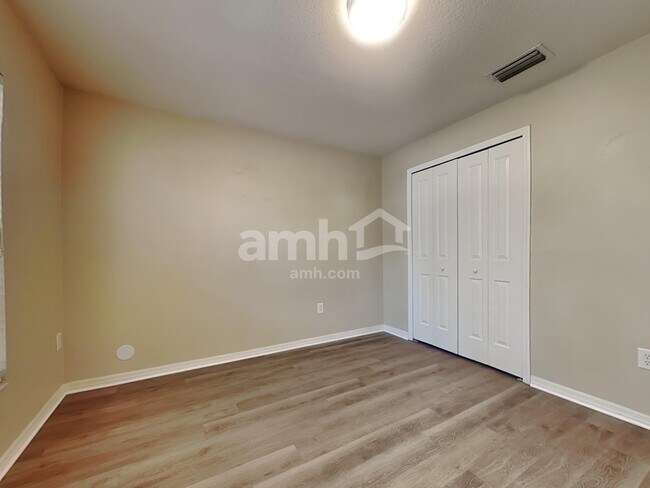 Building Photo - 1750 Kirtley Dr