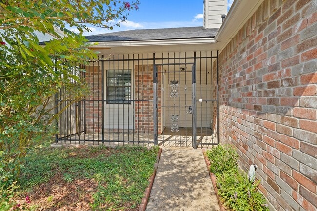 Building Photo - 7116 Haven Creek Dr