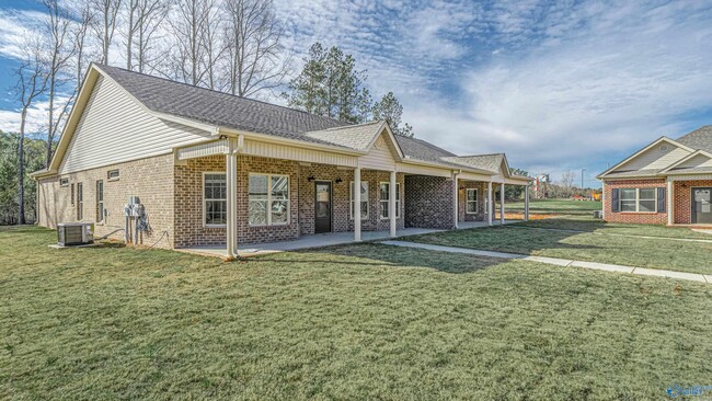 Building Photo - 256 Harvest Rd