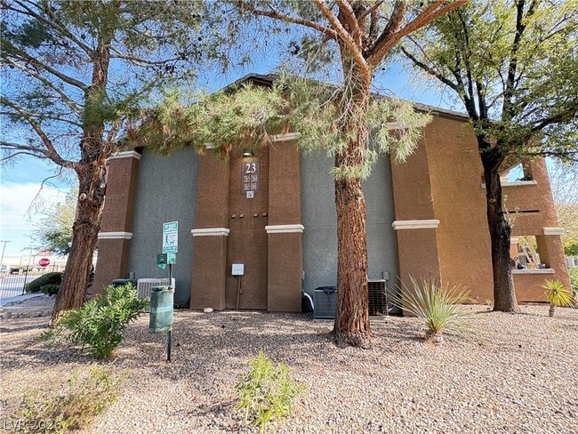 Building Photo - 555 E Silverado Ranch Blvd