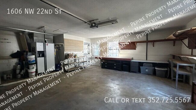 Building Photo - 1606 NW 22nd St