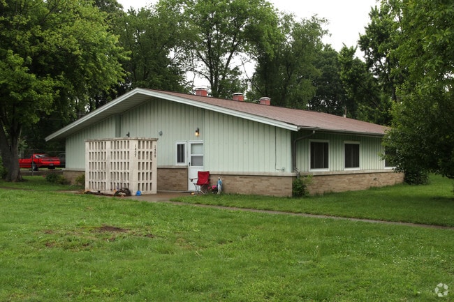 Primary Photo - Greentree village