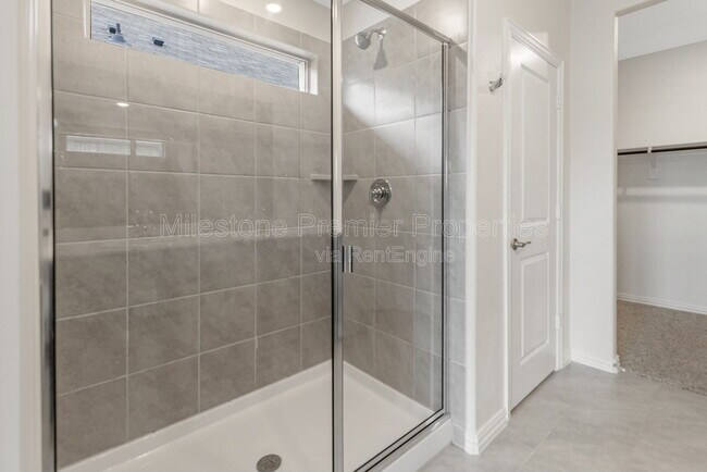 Building Photo - 2200 Dunbar Dr