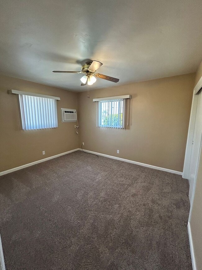 Building Photo - Charming upstairs one bedroom North Park