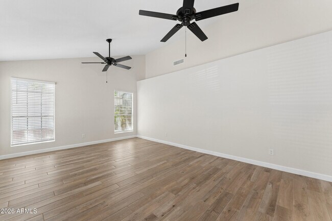 Building Photo - 7214 W Sierra Vista Dr