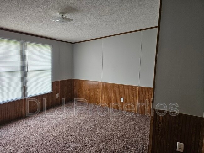 Building Photo - 117 Hardin Rd