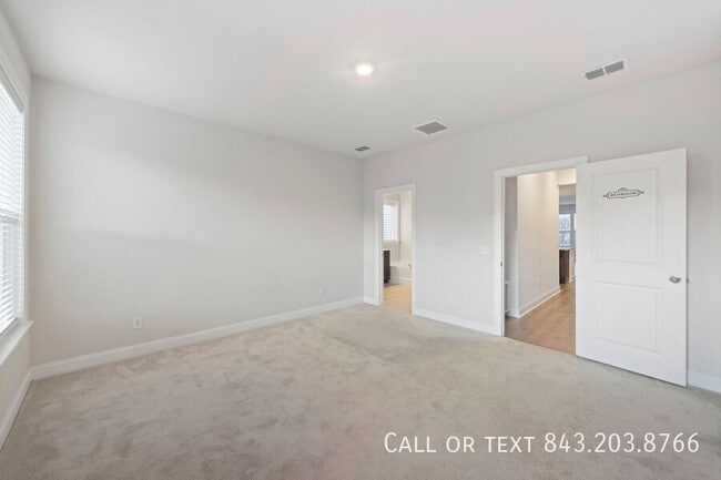 Building Photo - 803 Lachicotte Creek Dr