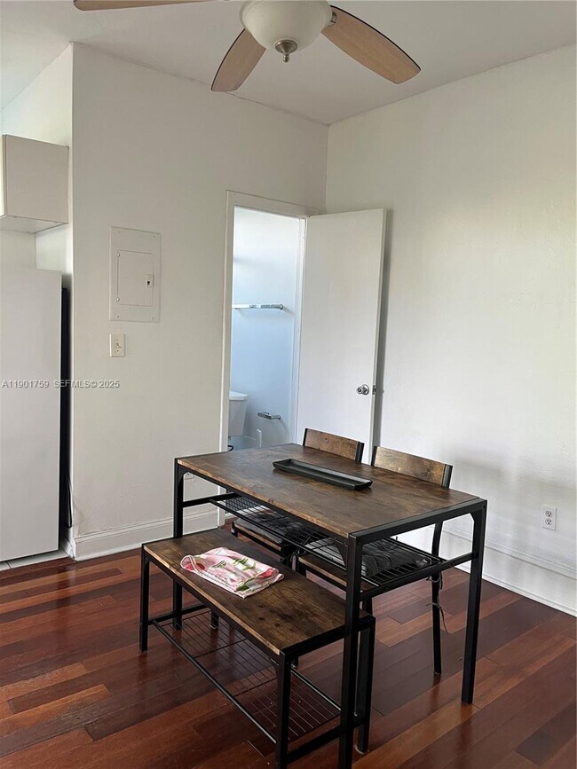 Building Photo - 1615 Pennsylvania Ave