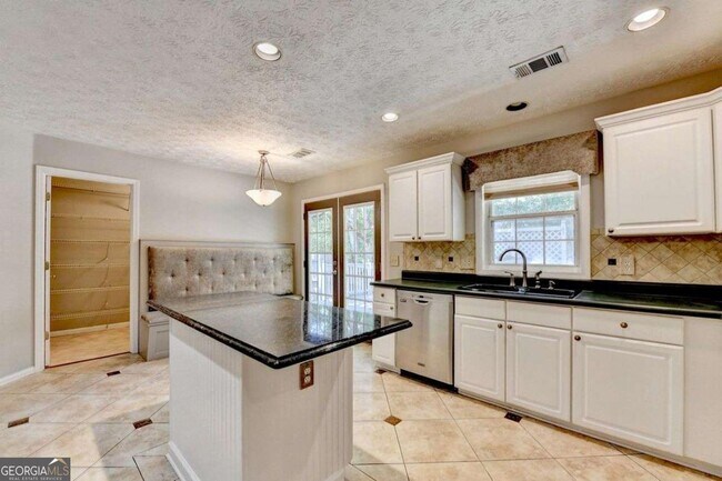 Building Photo - 2915 White Blossom Ln