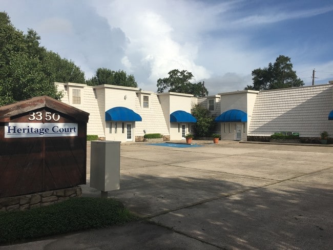 Building Photo - Heritage Court