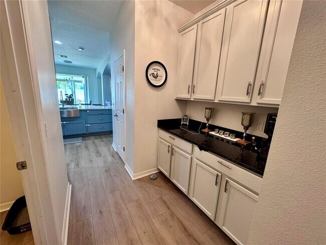 Building Photo - 2691 Cypress Tree Trail