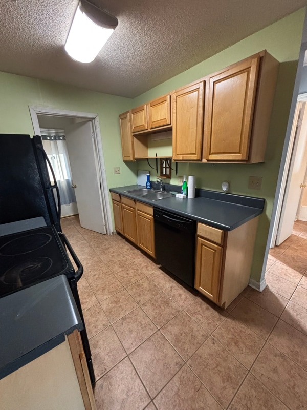 Building Photo - 755 Burcale Rd