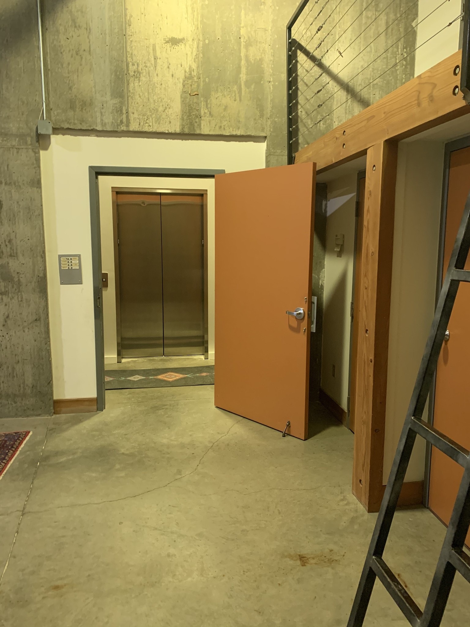 Elevator - 191 S Winooski Ave