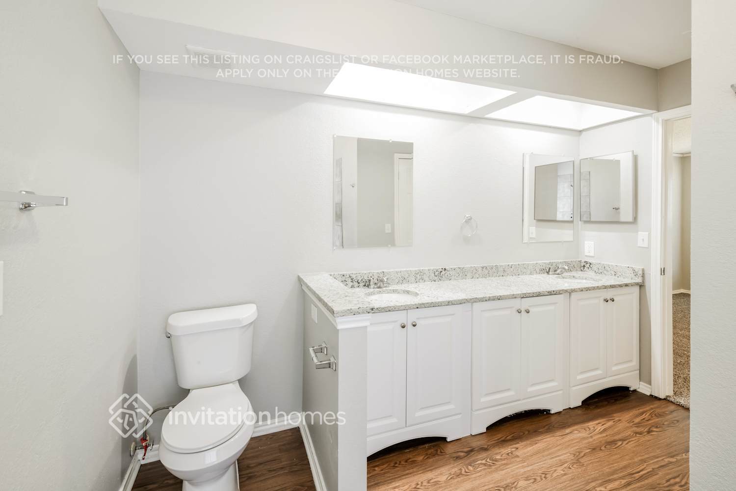 Building Photo - 5221 Hollow Bend Ln