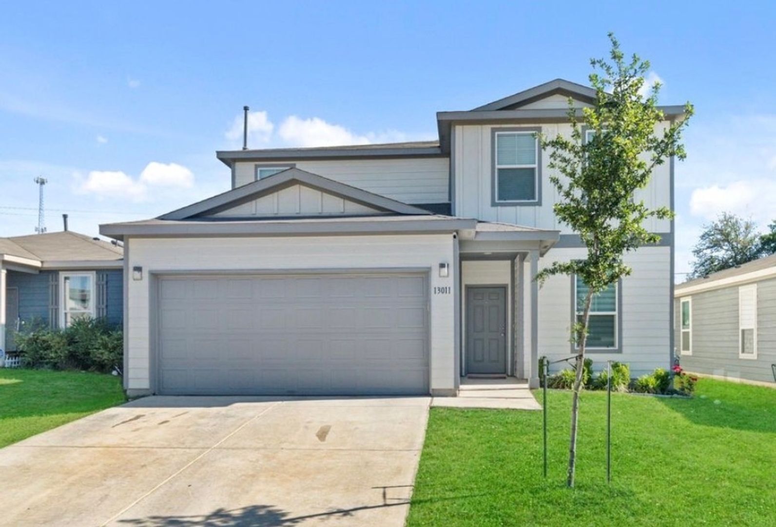 Building Photo - 13011 Sendero Roble