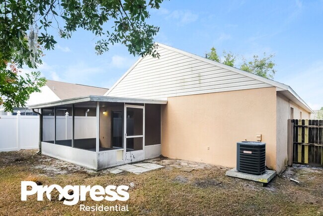 Building Photo - 12702 Parkbury Dr